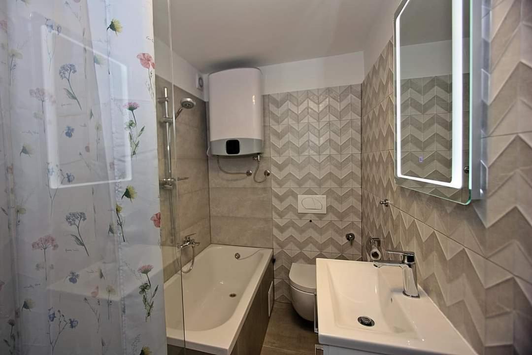 סופטאר Apartment Samanta מראה חיצוני תמונה