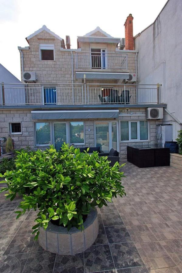 סופטאר Apartment Samanta מראה חיצוני תמונה