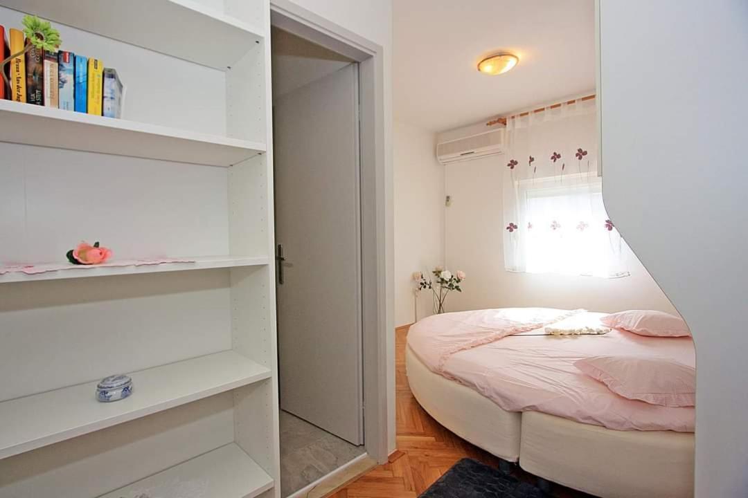 סופטאר Apartment Samanta מראה חיצוני תמונה