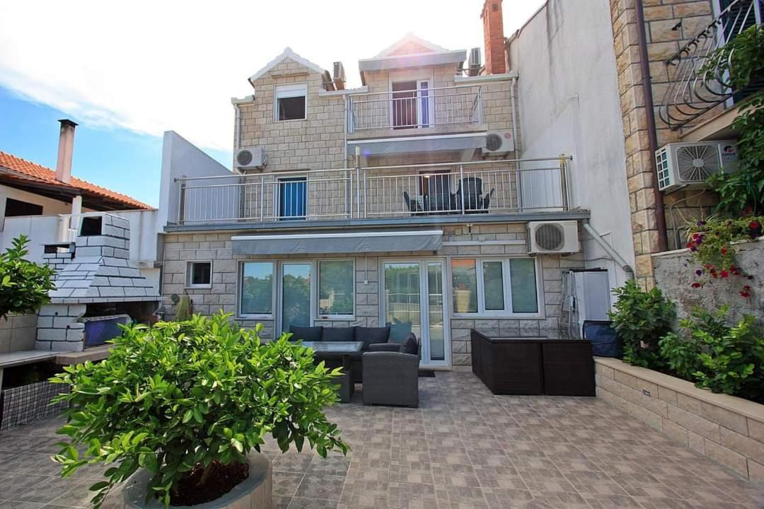 סופטאר Apartment Samanta מראה חיצוני תמונה